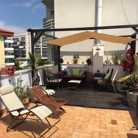 Luxury Duplex With Terrace Appartamento Sitges